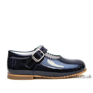 Andanines Girls Navy Blue Patent Mary Janes With Scallop Edging.