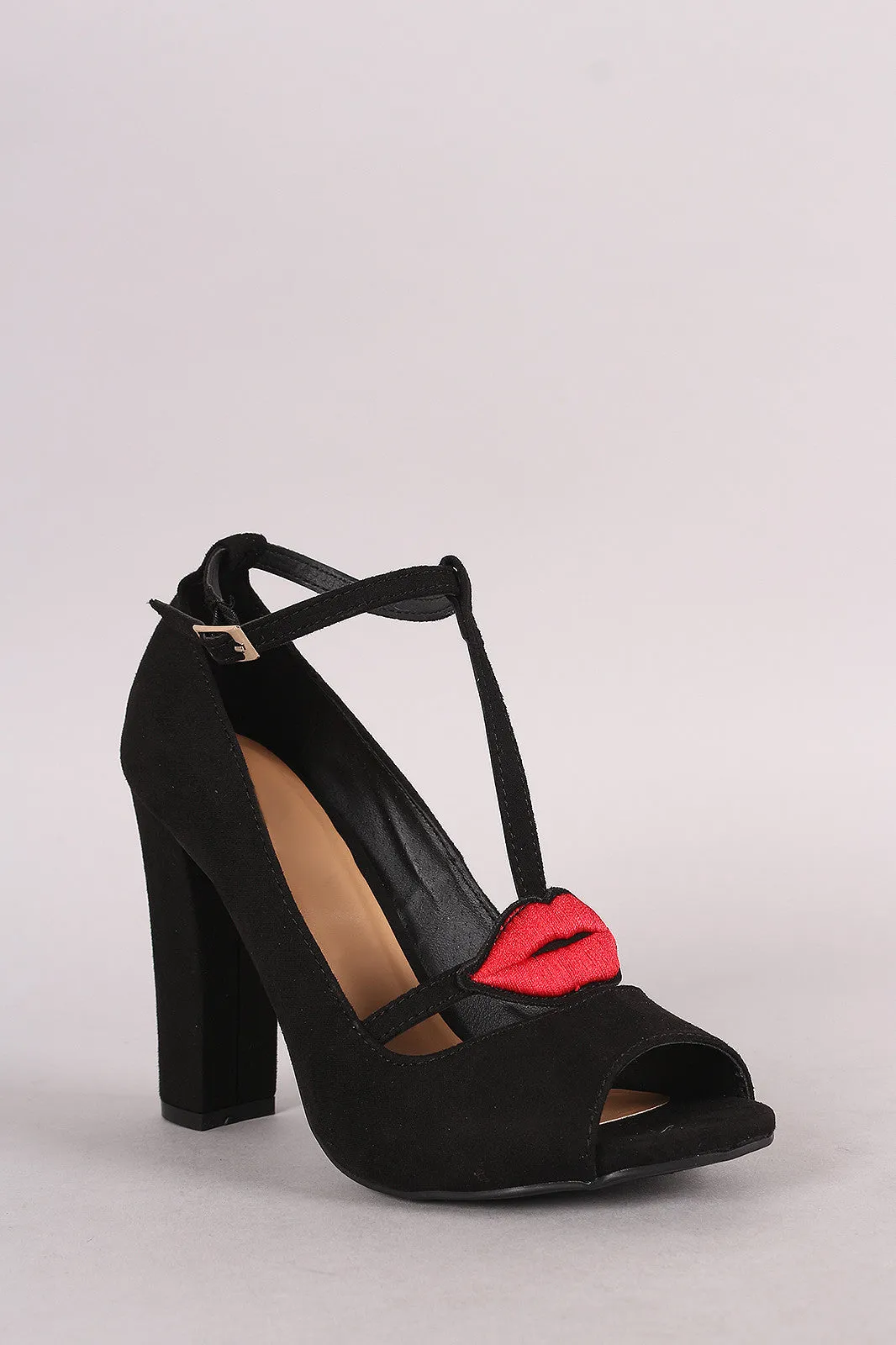 Bamboo Embroidered Lip Patch T-Strap Pump