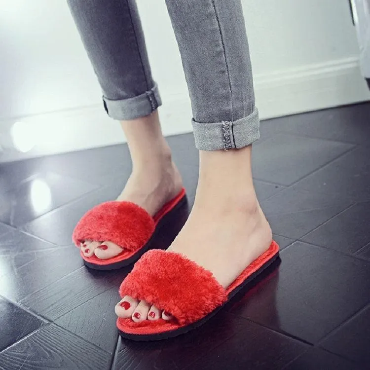 Cozy Non-Slip Plush Couple Slippers for Fashionable Comfort