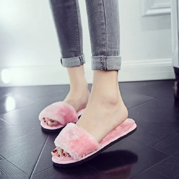 Cozy Non-Slip Plush Couple Slippers for Fashionable Comfort