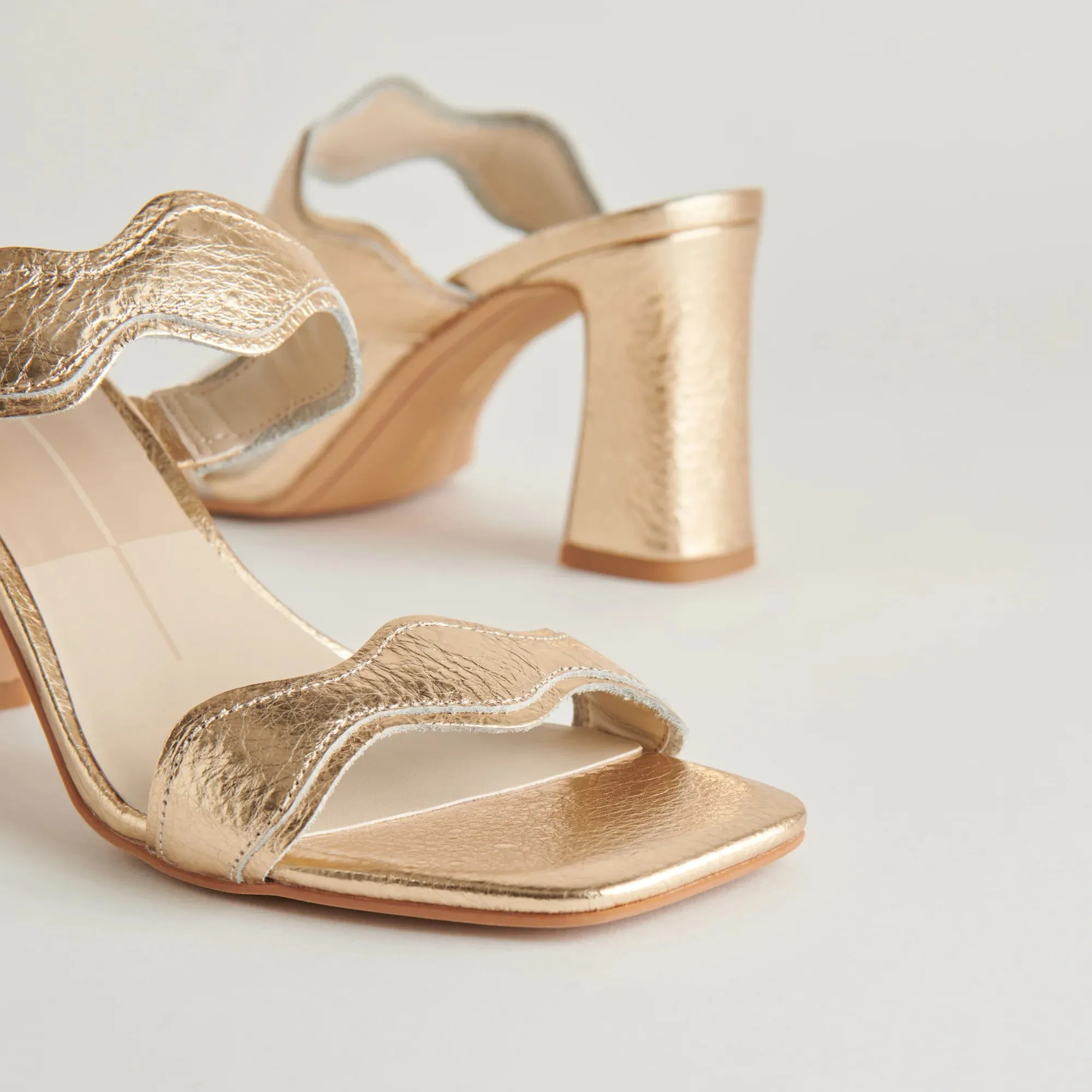 Dolce Vita Ilva Heels in Gold Distressed Leather