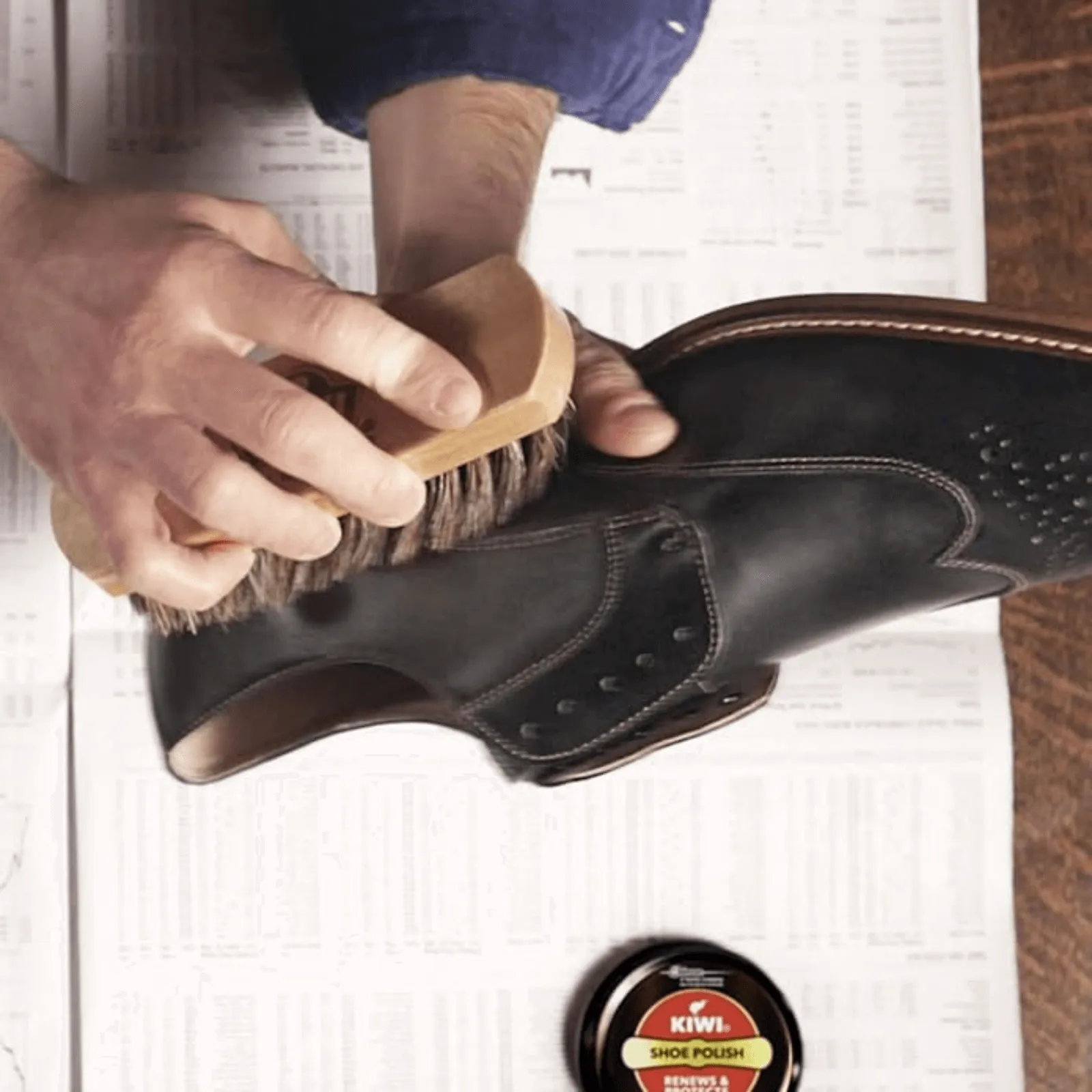 Kiwi Shoe Polish Renew Protect Black Leather Wax Tin 70g