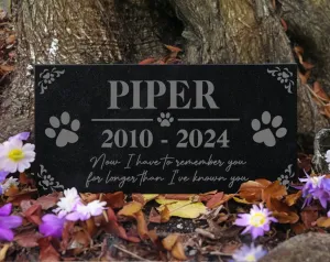 Personalized Pet Memorial Stone w/ Wreath: Custom Engraved Granite Dog Cat Sympathy Gifts, Pet Face, Portrait Plaque for Grave, Remembrance