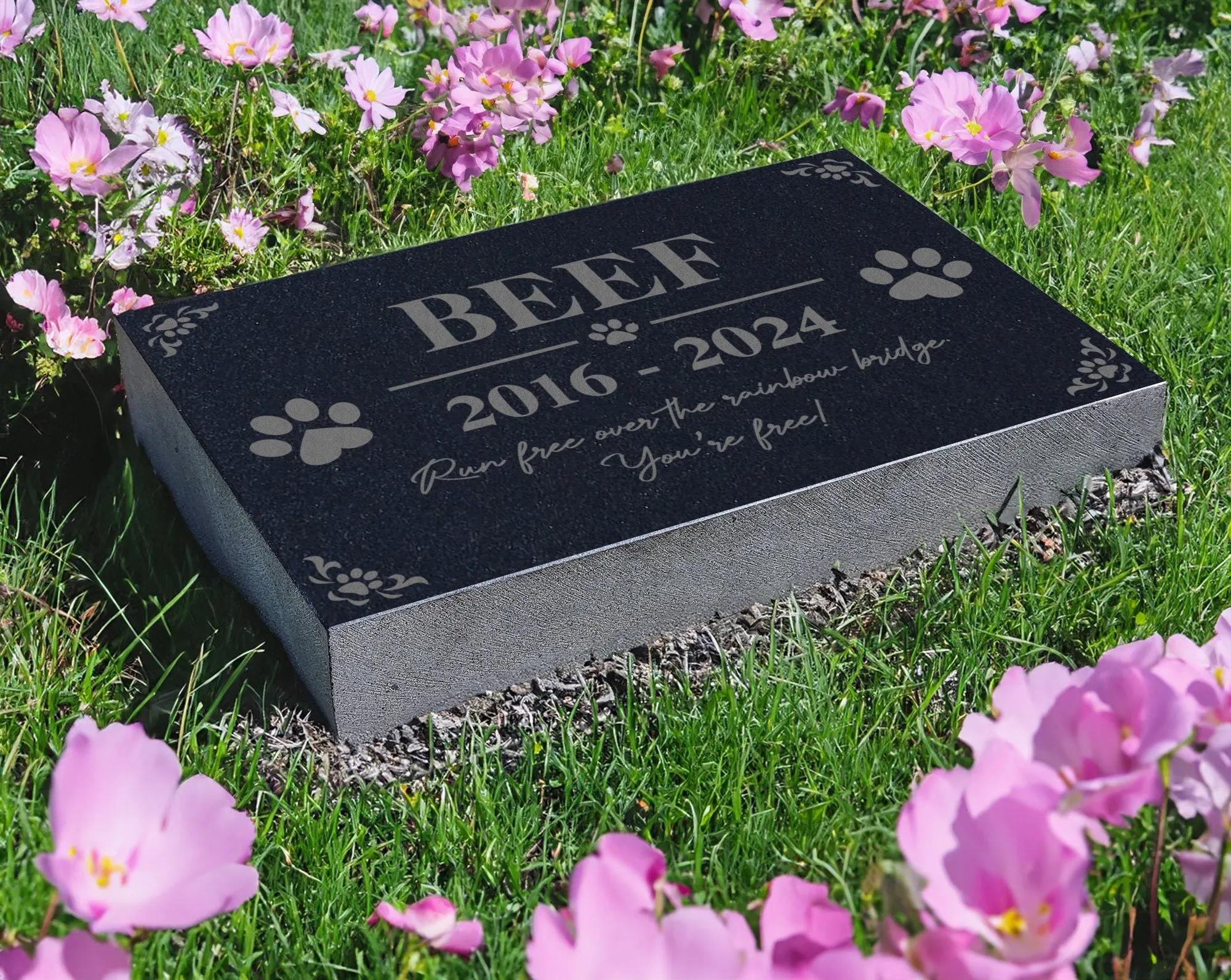 Personalized Pet Memorial Stone w/ Wreath: Custom Engraved Granite Dog Cat Sympathy Gifts, Pet Face, Portrait Plaque for Grave, Remembrance