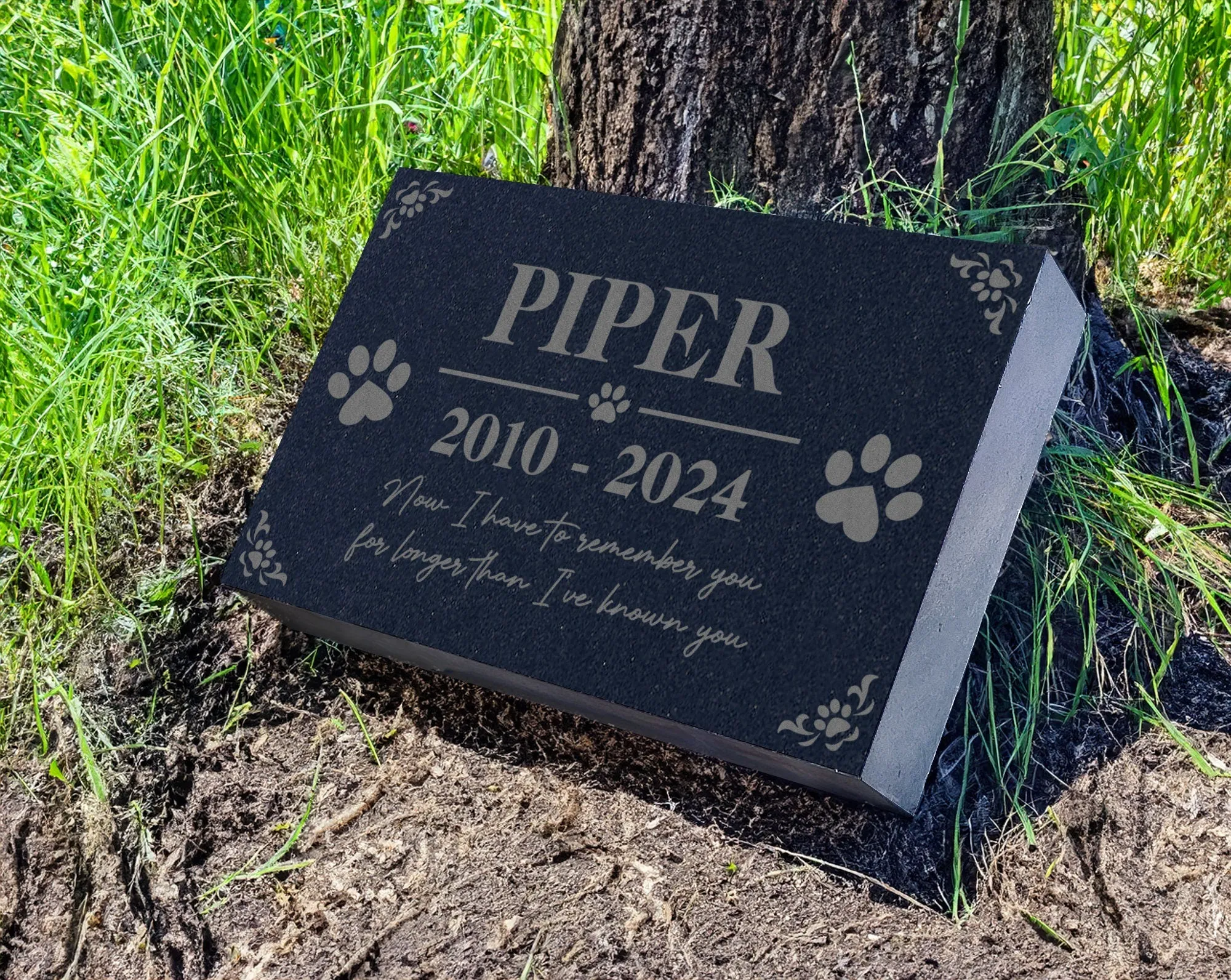 Personalized Pet Memorial Stone w/ Wreath: Custom Engraved Granite Dog Cat Sympathy Gifts, Pet Face, Portrait Plaque for Grave, Remembrance