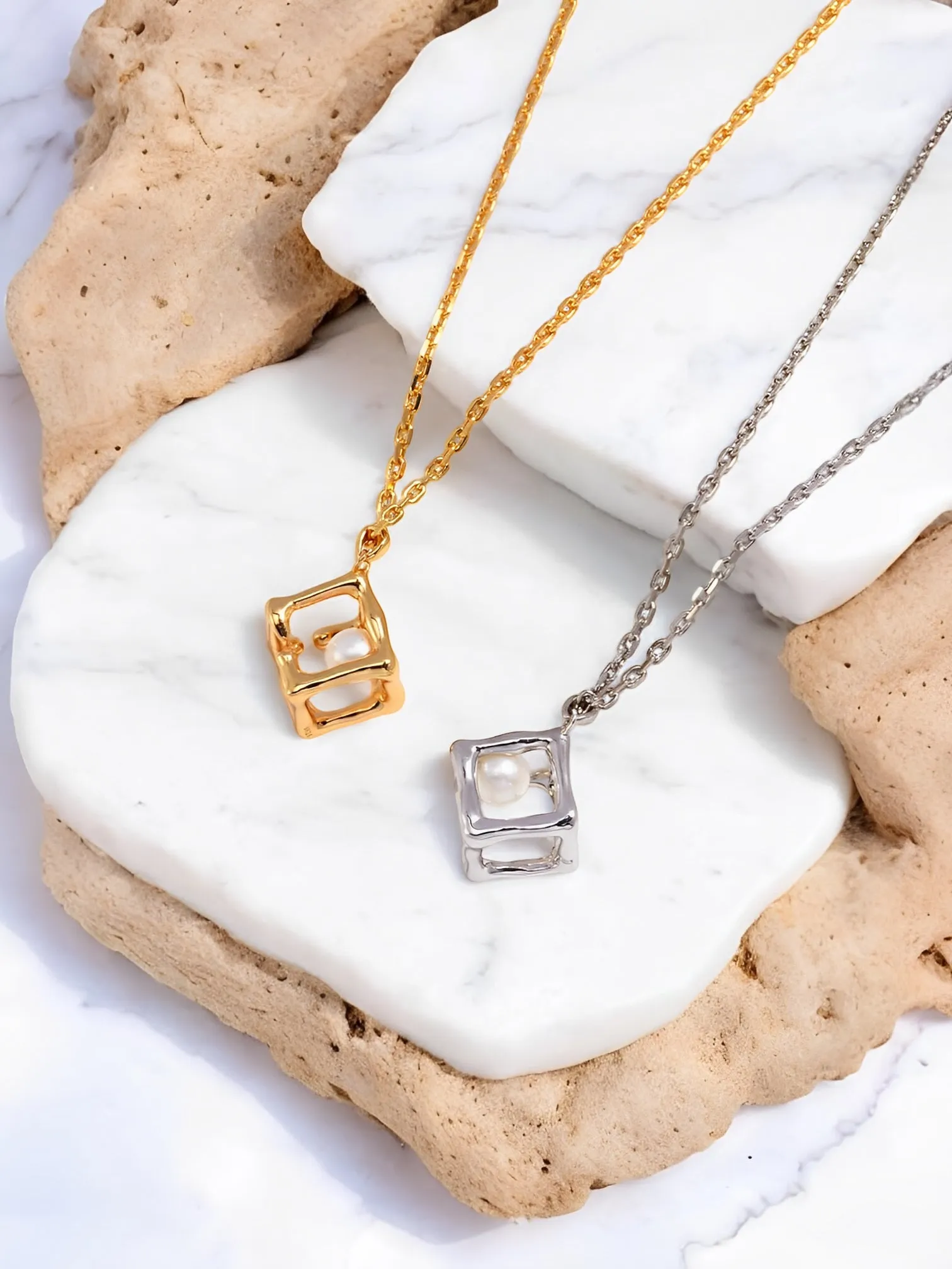 Silvia - Hollow Geometric Cube Pendant Necklace