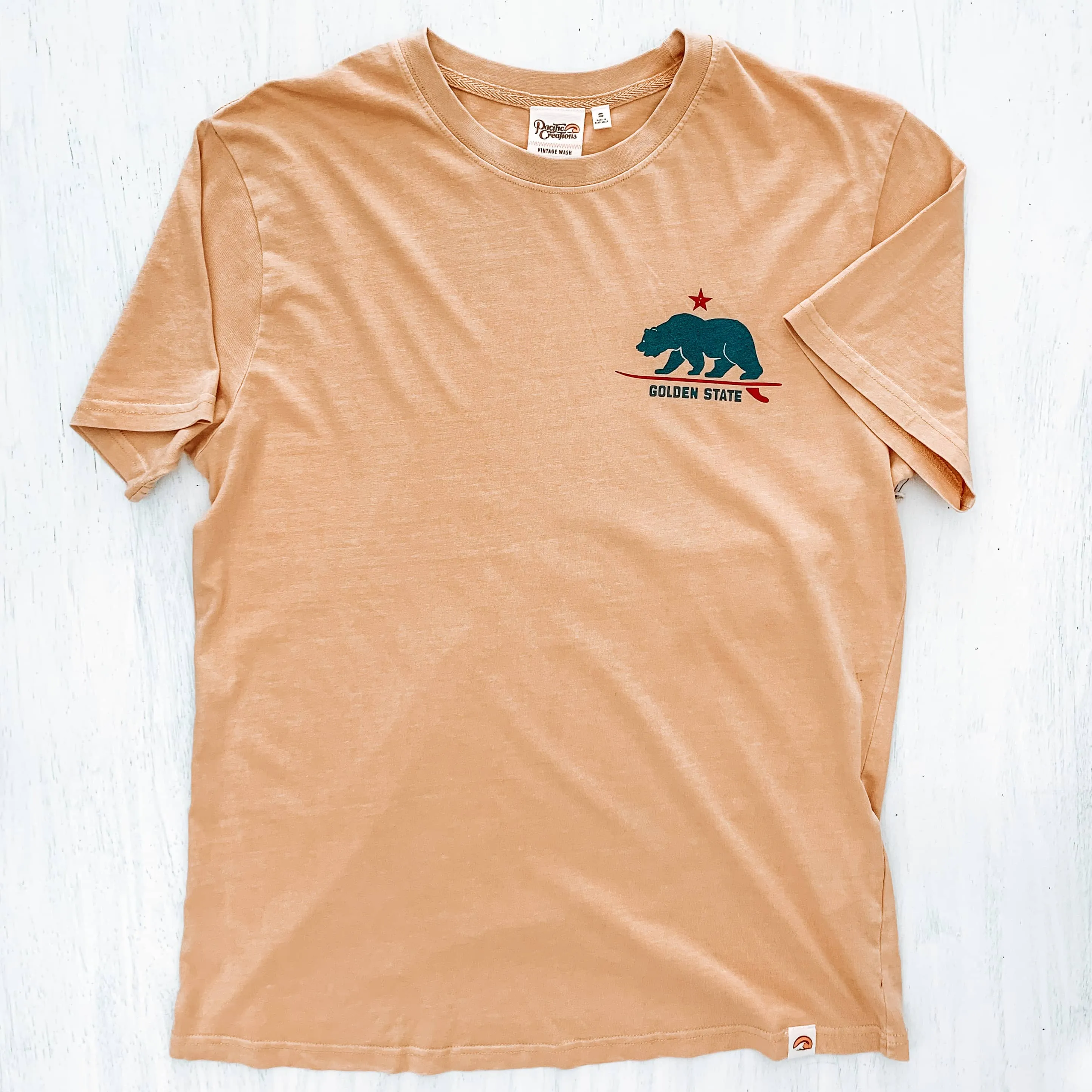 T-SHIRT with LA JOLLA CALIFORNIA Lucky Bear (mustard yellow)