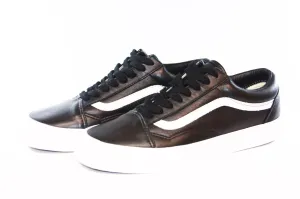 Vans: Vault-Shoes: OG Old Skool LX (VLT Black)